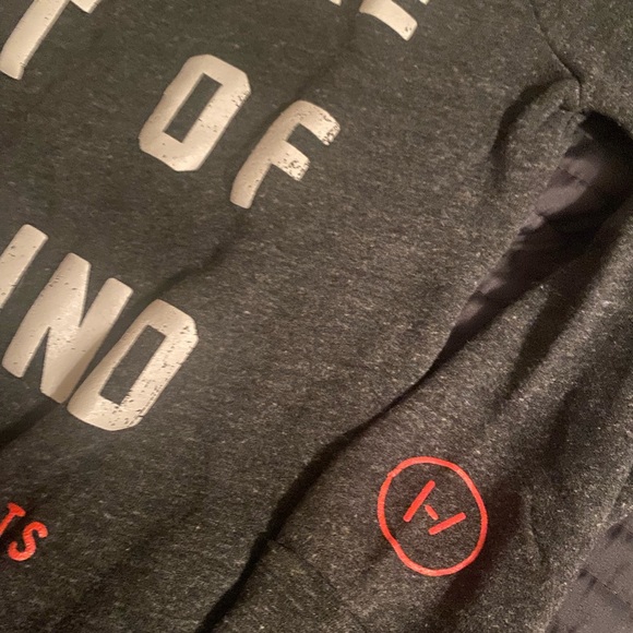 Twenty One Pilots TØP Lot | Cropped jersey | Sweatshirt | Cross Body Bag - Picture 6 of 10